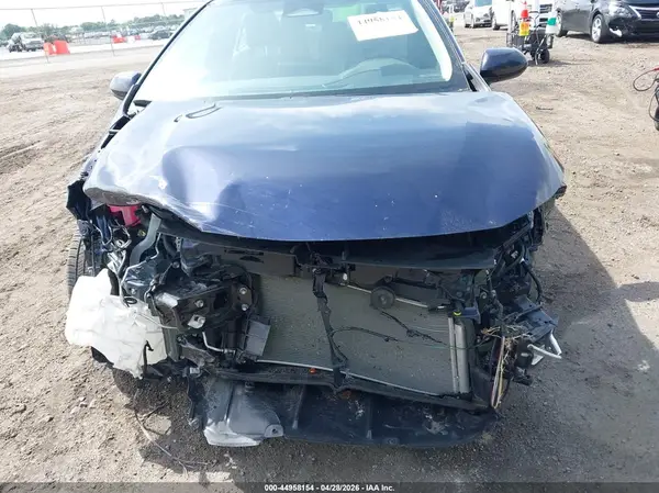 2025 TOYOTA COROLLA auction photo 6