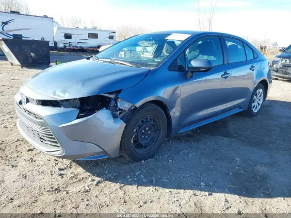 5YFB4MDE3SP335465 2025 TOYOTA COROLLA - Image 2