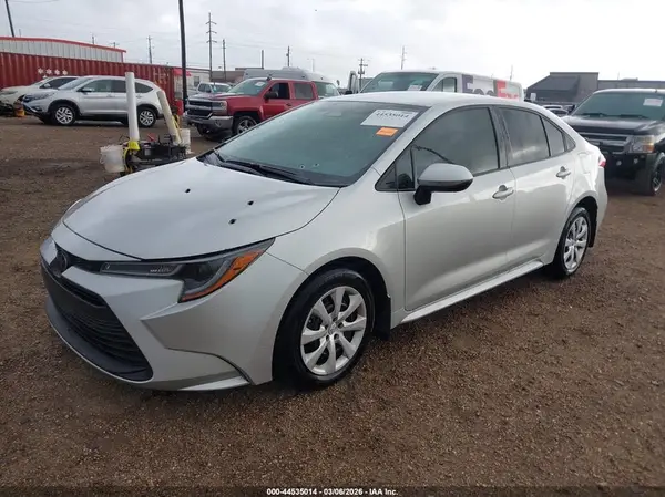 5YFB4MDE3SP335501 2025 TOYOTA COROLLA - Image 2