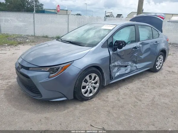 5YFB4MDE3SP345218 2025 TOYOTA COROLLA - Image 2