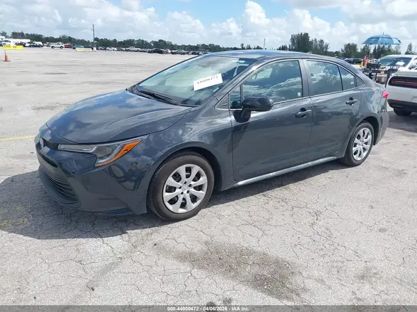 5YFB4MDE3TP374509 2026 TOYOTA COROLLA - Image 2