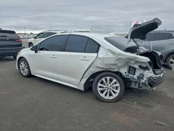 5YFB4MDE3TP380617 2026 TOYOTA COROLLA - Image 2