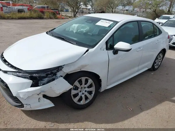 5YFB4MDE3TP403054 2026 TOYOTA COROLLA - Image 2