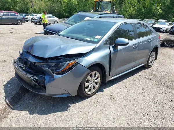 5YFB4MDE3TP444073 2026 TOYOTA COROLLA - Image 2