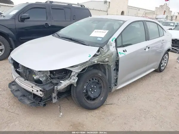 5YFB4MDE4PP006958 2023 TOYOTA COROLLA - Image 2
