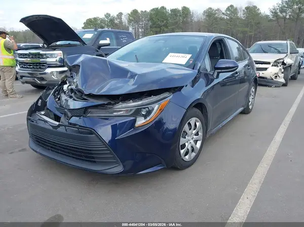 5YFB4MDE4PP017460 2023 TOYOTA COROLLA - Image 2