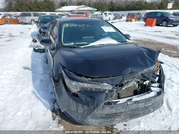 5YFB4MDE4PP037045 2023 TOYOTA COROLLA - Image 1