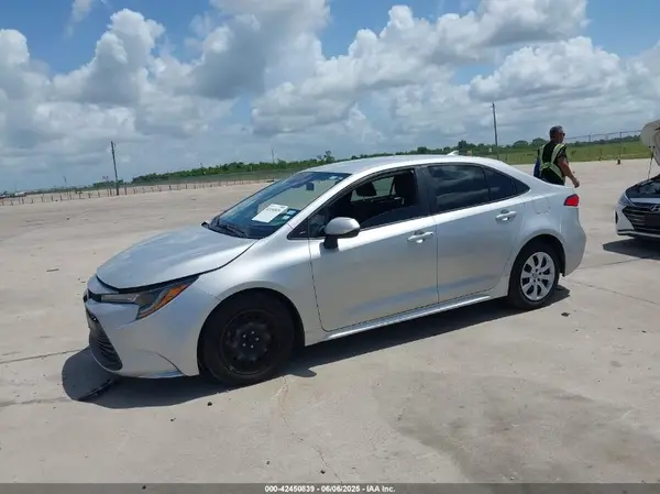 5YFB4MDE4PP047333 2023 TOYOTA COROLLA - Image 2