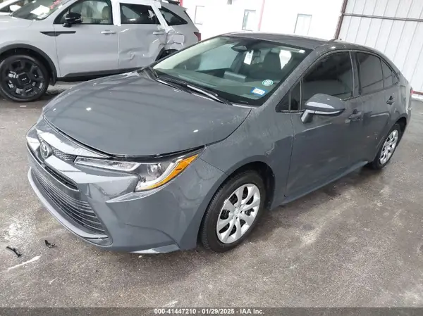 5YFB4MDE4PP063354 2023 TOYOTA COROLLA - Image 2