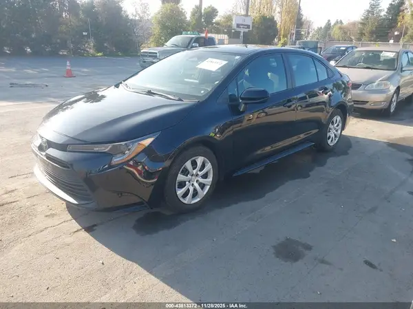 5YFB4MDE4RP096132 2024 TOYOTA COROLLA - Image 2