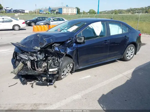 5YFB4MDE4RP096423 2024 TOYOTA COROLLA - Image 2