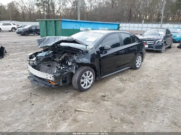 5YFB4MDE4RP098611 2024 TOYOTA COROLLA - Image 2
