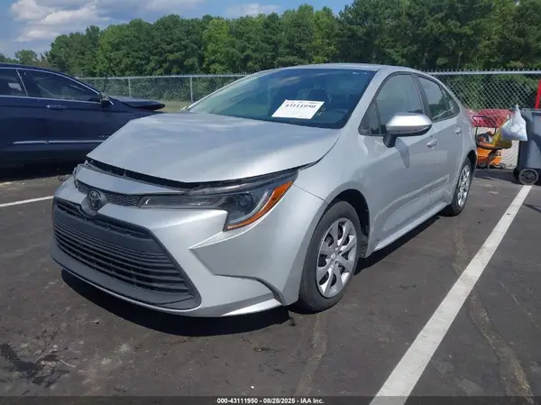 5YFB4MDE4RP100244 2024 TOYOTA COROLLA - Image 2