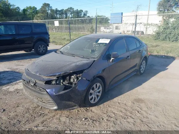 5YFB4MDE4RP102687 2024 TOYOTA COROLLA - Image 2