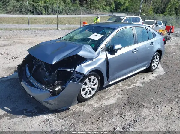5YFB4MDE4RP110255 2024 TOYOTA COROLLA - Image 2