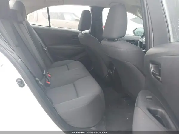 5YFB4MDE4RP137620 2024 TOYOTA COROLLA - Image 8