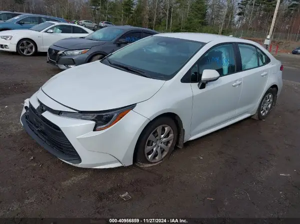 5YFB4MDE4RP139934 2024 TOYOTA COROLLA - Image 2