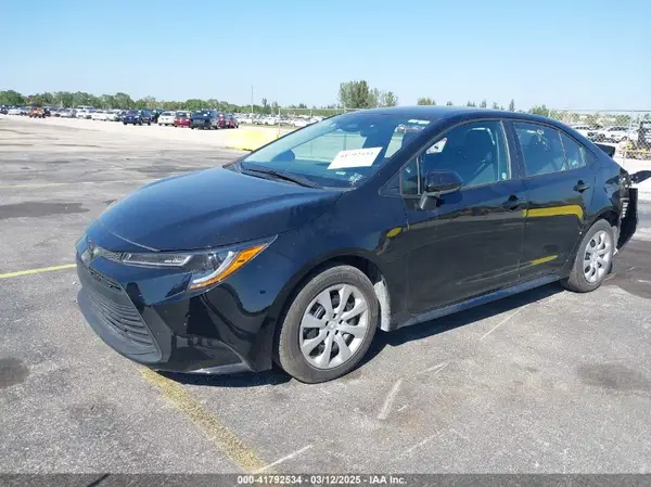 5YFB4MDE4RP140873 2024 TOYOTA COROLLA - Image 2