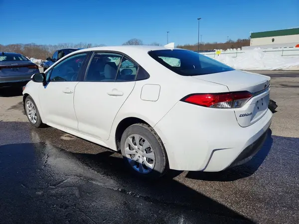 5YFB4MDE4RP143921 2024 TOYOTA COROLLA - Image 2