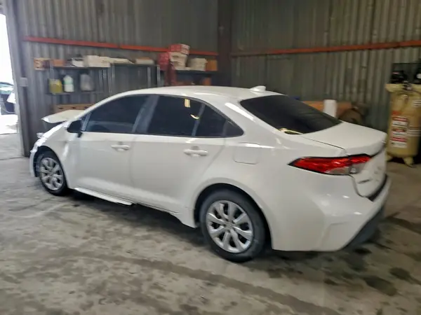 5YFB4MDE4RP154000 2024 TOYOTA COROLLA - Image 2