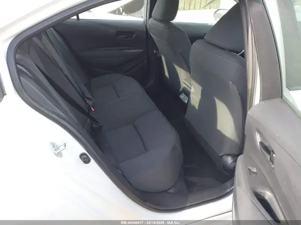 5YFB4MDE4RP158211 2024 TOYOTA COROLLA - Image 8