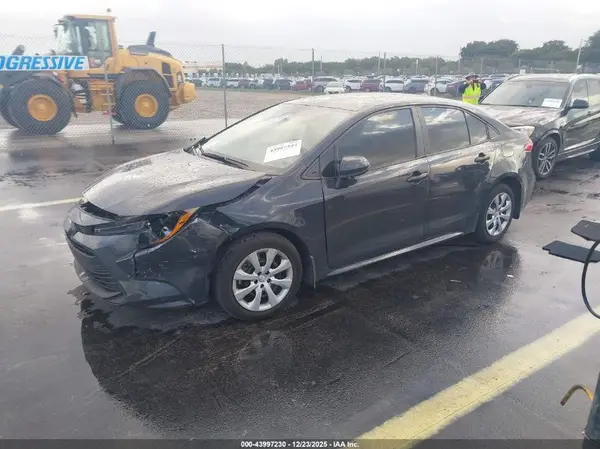 5YFB4MDE4RP166633 2024 TOYOTA COROLLA - Image 2