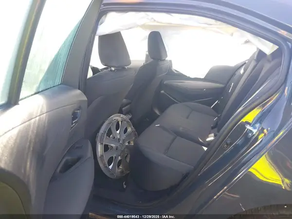 5YFB4MDE4RP175848 2024 TOYOTA COROLLA - Image 8