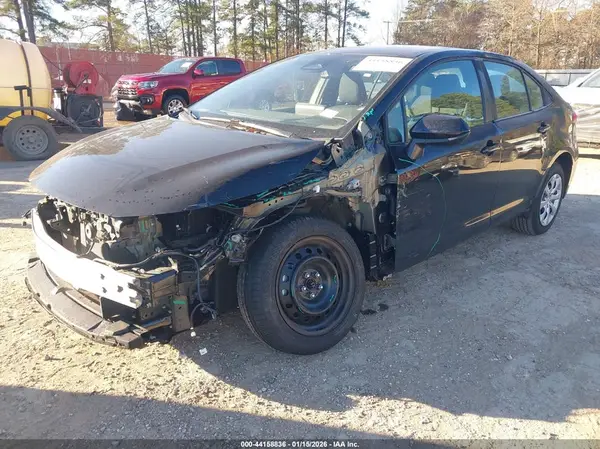5YFB4MDE4RP178636 2024 TOYOTA COROLLA - Image 2