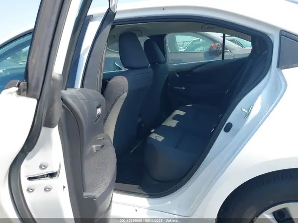 5YFB4MDE4RP182119 2024 TOYOTA COROLLA - Image 8