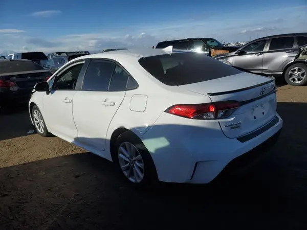 5YFB4MDE4RP184033 2024 TOYOTA COROLLA - Image 2