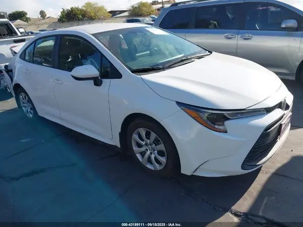 5YFB4MDE4RP194755 2024 TOYOTA COROLLA - Image 1