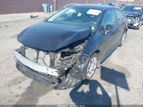 5YFB4MDE4RP202515 2024 TOYOTA COROLLA - Image 2