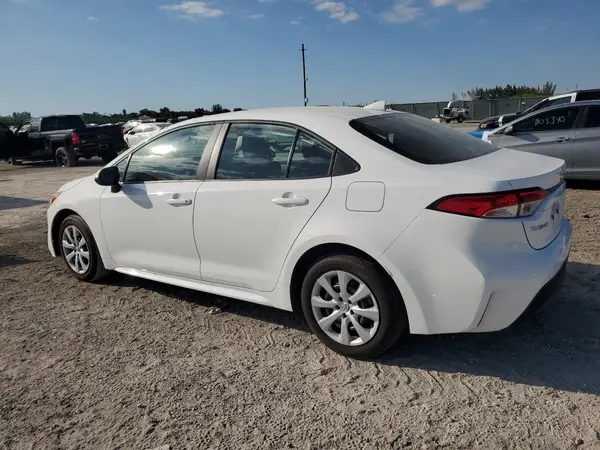5YFB4MDE4RP204572 2024 TOYOTA COROLLA - Image 2