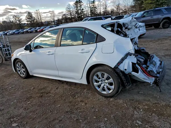 5YFB4MDE4RP207634 2024 TOYOTA COROLLA - Image 2