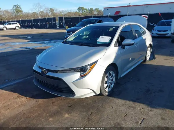 5YFB4MDE4RP207715 2024 TOYOTA COROLLA - Image 2