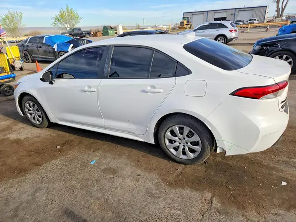 5YFB4MDE4RP209528 2024 TOYOTA COROLLA - Image 2