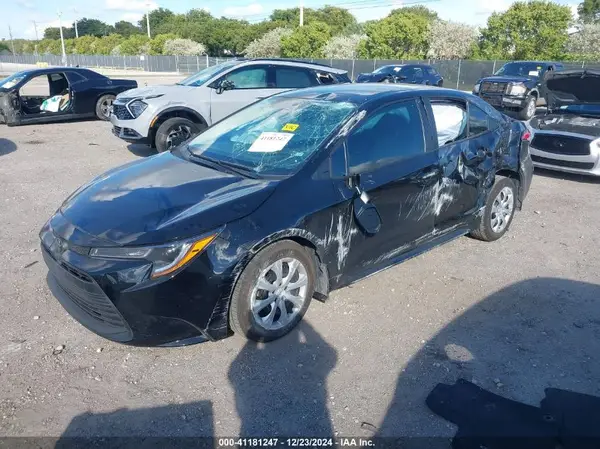 5YFB4MDE4RP212476 2024 TOYOTA COROLLA - Image 2