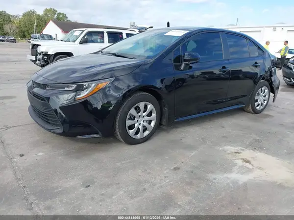 5YFB4MDE4RP213885 2024 TOYOTA COROLLA - Image 2