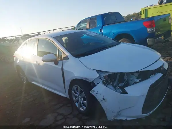 5YFB4MDE4RP215149 2024 TOYOTA COROLLA - Image 1