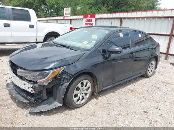 5YFB4MDE4RP220237 2024 TOYOTA COROLLA - Image 2