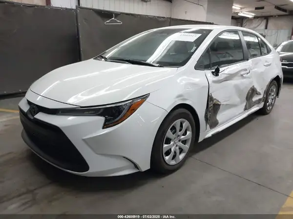 5YFB4MDE4SP267970 2025 TOYOTA COROLLA - Image 2