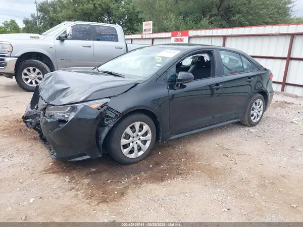5YFB4MDE4SP268942 2025 TOYOTA COROLLA - Image 2