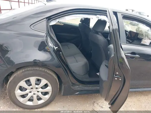 5YFB4MDE4SP268942 2025 TOYOTA COROLLA - Image 8