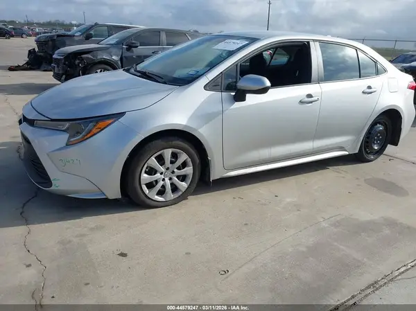 5YFB4MDE4SP271629 2025 TOYOTA COROLLA - Image 2
