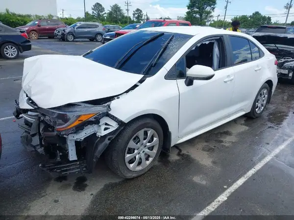 5YFB4MDE4SP276037 2025 TOYOTA COROLLA - Image 2