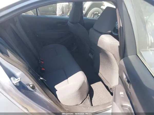 5YFB4MDE4SP295039 2025 TOYOTA COROLLA - Image 8