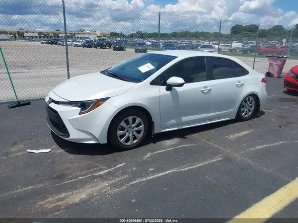 5YFB4MDE4SP304449 2025 TOYOTA COROLLA - Image 2