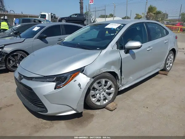 5YFB4MDE4SP305147 2025 TOYOTA COROLLA - Image 2