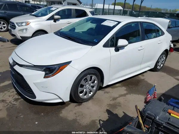 5YFB4MDE4SP307707 2025 TOYOTA COROLLA - Image 2