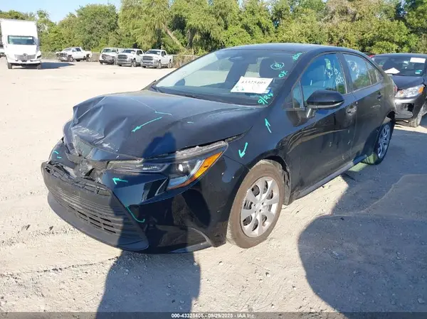 5YFB4MDE4SP308016 2025 TOYOTA COROLLA - Image 2